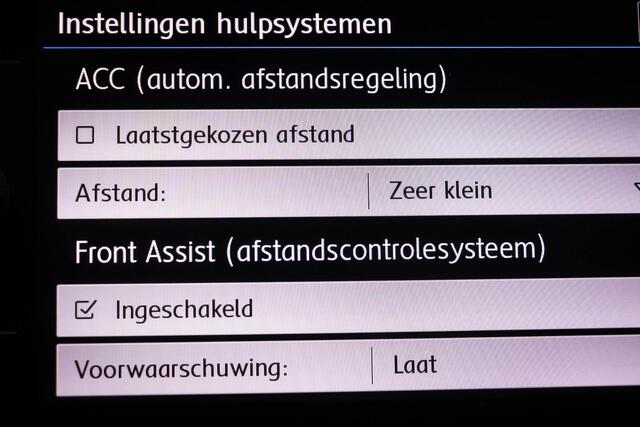 Volkswagen GOLF 2.0 TSI 4Motion R | PANORAMADAK | VW DEALER ONDERHOUDEN | 19"