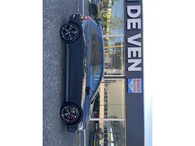 Volkswagen GOLF 1.4 eHybrid GTE 245pk | ACC | Camera | Sfeer | Stuurverwarming |