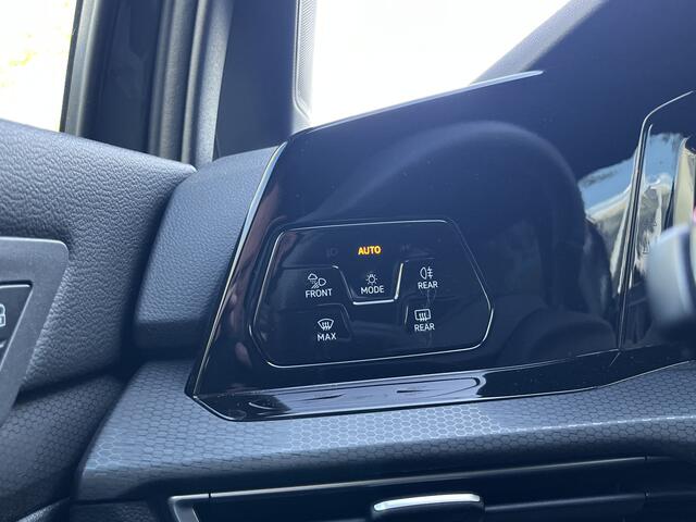 Volkswagen GOLF 1.4 eHybrid GTE 245pk | ACC | Camera | Sfeer | Stuurverwarming |