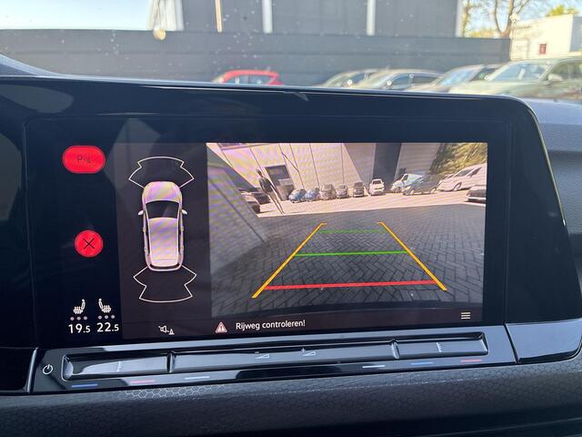 Volkswagen GOLF 2.0 TSI 245pk DSG GTI · Panoramadak · Camera · Sfeerverlichting · Apple/Android Car Play · 18'' Inch ·