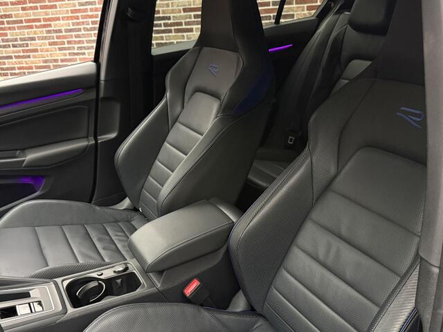 Volkswagen GOLF 2.0 TSI R 4Motion Performance Memory headup Pano Akra