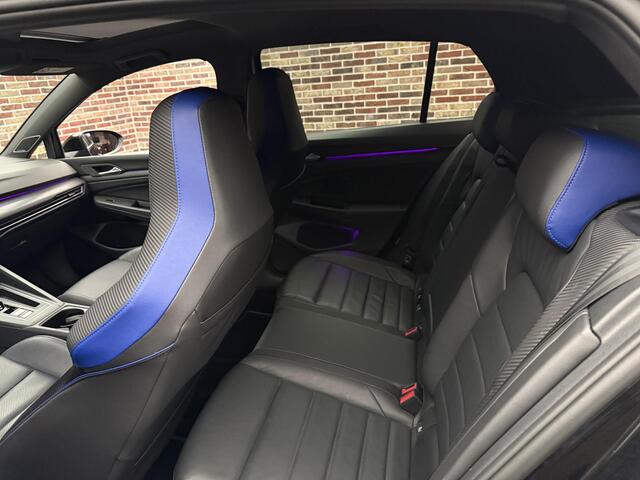 Volkswagen GOLF 2.0 TSI R 4Motion Performance Memory headup Pano Akra