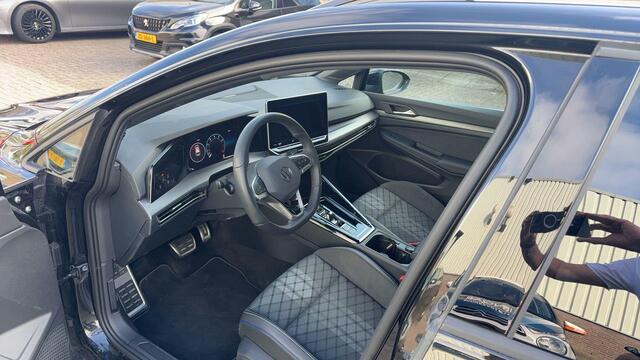 Volkswagen GOLF Variant 1.5 eTSI R-Line Edition Automaat BTW Auto