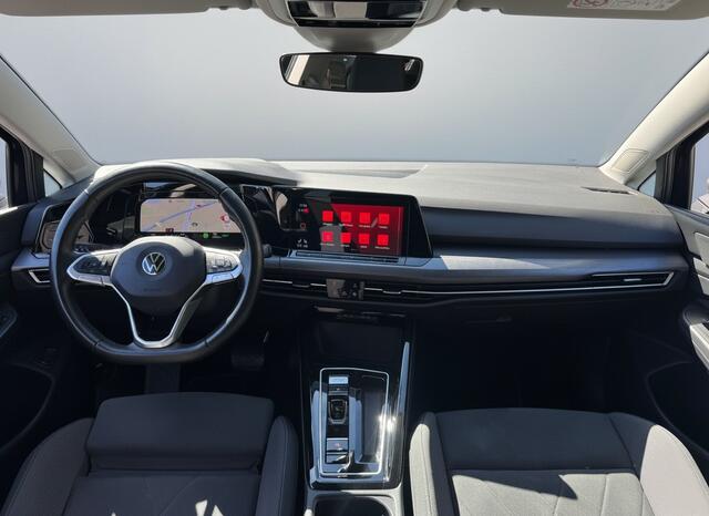 Volkswagen GOLF eHybrid PHEV 204PK DSG STYLE CAMERA/NAVI/STUURVERW.