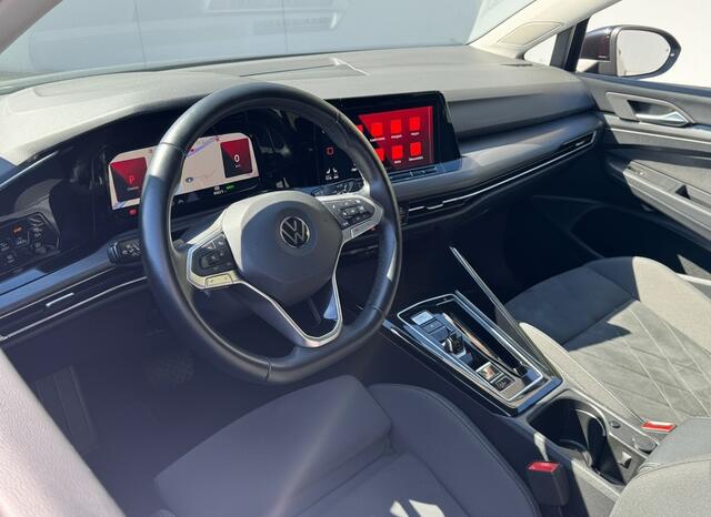 Volkswagen GOLF eHybrid PHEV 204PK DSG STYLE CAMERA/NAVI/STUURVERW.