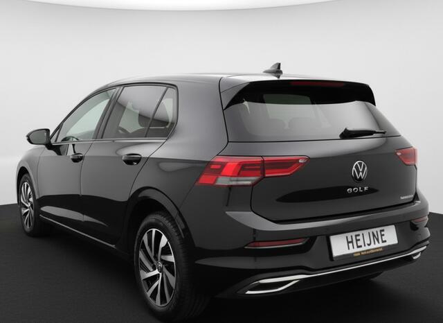 Volkswagen GOLF eHybrid PHEV 204PK DSG STYLE CAMERA/NAVI/STUURVERW.