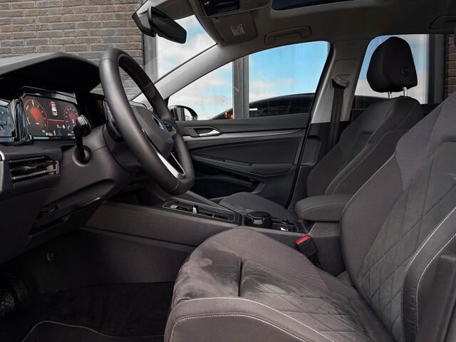 Volkswagen GOLF 1.4 eHybrid Style | Pano | 18"| Trekh | Side | HUD | IQ Li. | 30 klr Amb | Standkachel | Memo | Mass | ACC |