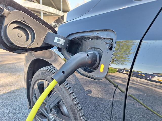 Volkswagen GOLF GTE 245pk DSG Hybrid (Trekhaak,Camera,Virtual,IQ)