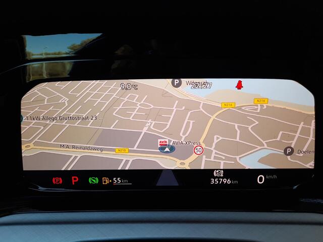 Volkswagen GOLF 1.0 eTSI DSG Business (Camera,Ergo,Navi,Carplay)