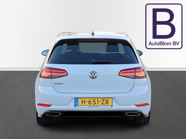 Volkswagen GOLF 1.5 TSI Highline R /R-Line/Camera/Digi Dash/Cruise/18"/Navi/