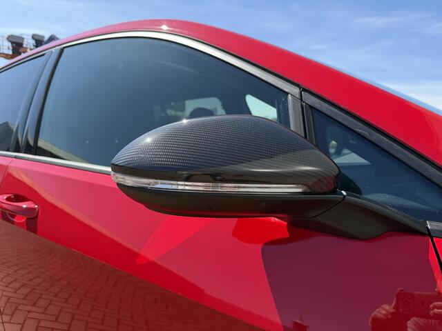 Volkswagen GOLF 2.0 TSI GTI TCR AKRA | PANO | DCC | DYN