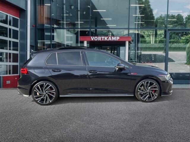 Volkswagen GOLF 2.0 TSI GTI LEDER/CAMERA/PANO-DAK/ACC/IQ/HK/STOELVERW+VENT/NAVI/CARPLAY