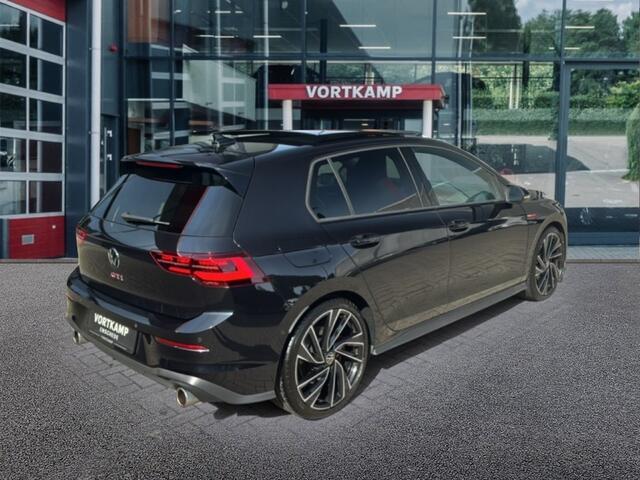 Volkswagen GOLF 2.0 TSI GTI LEDER/CAMERA/PANO-DAK/ACC/IQ/HK/STOELVERW+VENT/NAVI/CARPLAY