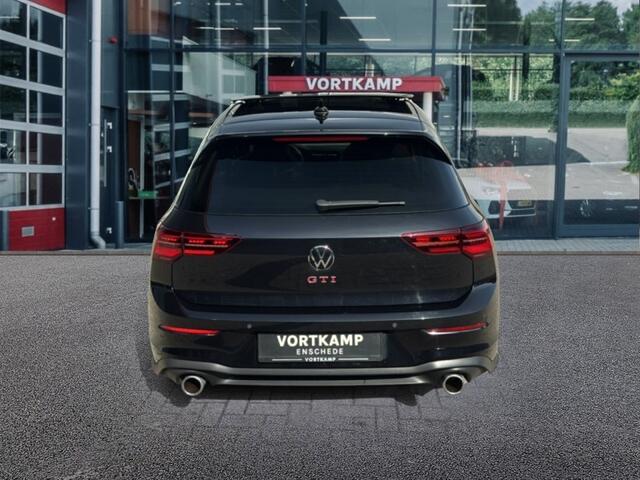 Volkswagen GOLF 2.0 TSI GTI LEDER/CAMERA/PANO-DAK/ACC/IQ/HK/STOELVERW+VENT/NAVI/CARPLAY