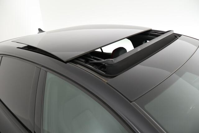 Volkswagen GOLF 2.0 TSI 245pk DSG GTI Trekhaak Camera h/k DCC Stoelverwarming Keyless Virtual Cockpit Navigatie