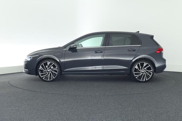 Volkswagen GOLF 1.4 204pk eHybrid Style Memory Stoelverwarming ACC Virtual Cockpit Navigatie