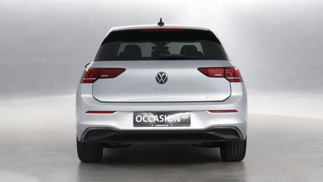 Volkswagen GOLF 1.5 eHybrid 204 pk Life Edition DSG / Stoel en stuurwielverwarming / App Connect
