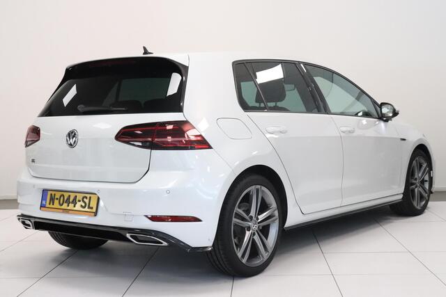 Volkswagen GOLF 1.4 TSI Highline Business R | Camera | AppleCarplay AndroidAuto | Stoelverwarming | LED koplampen |