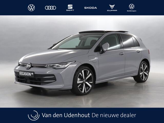 Volkswagen GOLF 1.5 eHybrid Life Ed. | Panorama | Stoel/Stuurverw. | Memory | 18"