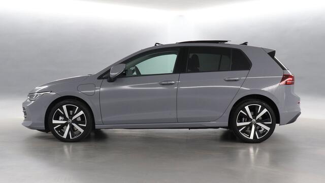 Volkswagen GOLF 1.5 eHybrid Life Ed. | Panorama | Stoel/Stuurverw. | Memory | 18"