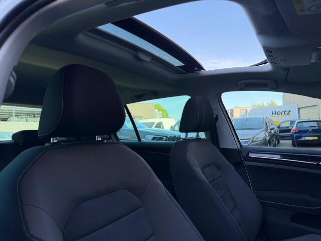 Volkswagen GOLF 1.5 TSI Highline R-Line Pano Navi Camera