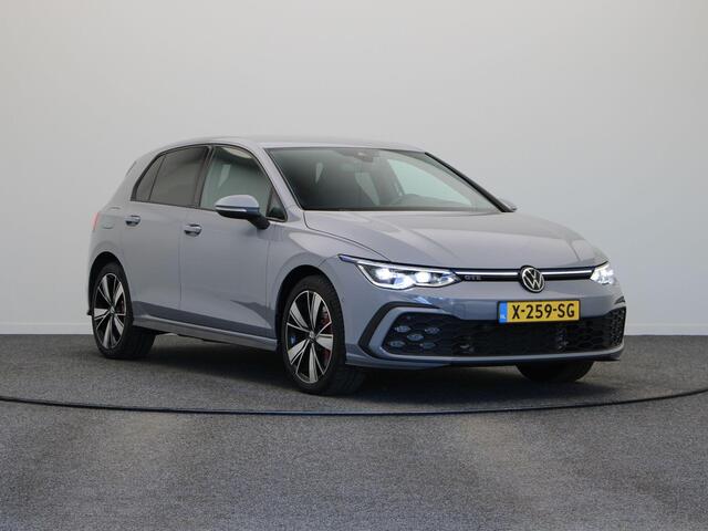 Volkswagen GOLF 1.4 eHybrid GTE | Sportstoelen | Lichtmetaal | SOH 90% | Trekhaak |