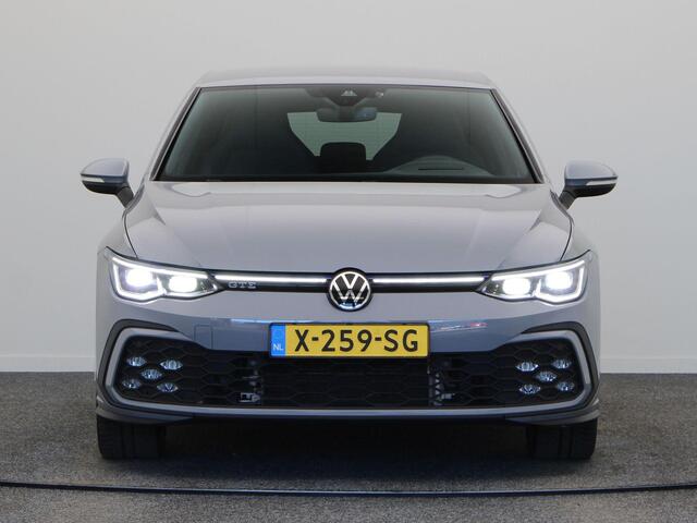 Volkswagen GOLF 1.4 eHybrid GTE | Sportstoelen | Lichtmetaal | SOH 90% | Trekhaak |