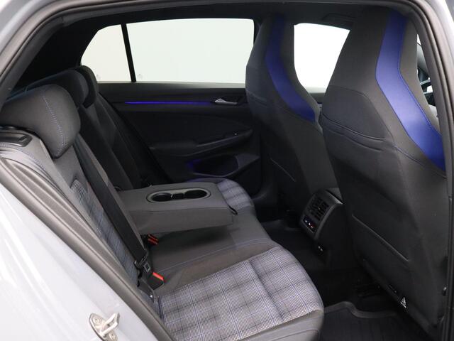 Volkswagen GOLF 1.4 eHybrid GTE | Sportstoelen | Lichtmetaal | SOH 90% | Trekhaak |