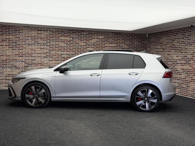 Volkswagen GOLF 1.4 eHybrid GTE Dak Black-pakket Headup Sfeer Camera Blindspot