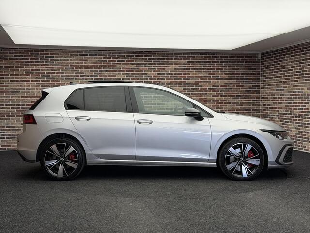 Volkswagen GOLF 1.4 eHybrid GTE Dak Black-pakket Headup Sfeer Camera Blindspot