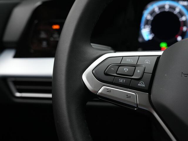 Volkswagen GOLF 1.5 eTSI 150 pk DSG Life Goal Edition | Trekhaak | Achteruitrijcamera | Adaptive Cruise | Stuur-/stoelverwarming