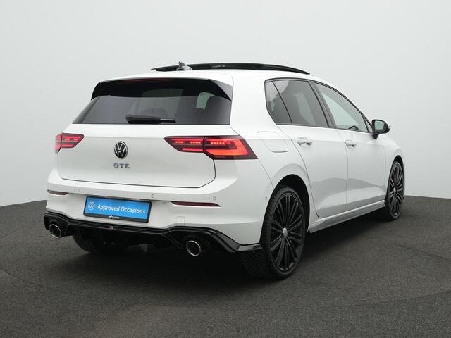 Volkswagen GOLF 1.4 eHybrid 245 pk GTE | Panoramadak | Geheugen-/ventilatiestoel | Leder | Adaptief onderstel | IQ Light | Achteruitrijcamera | Adaptive Cruise
