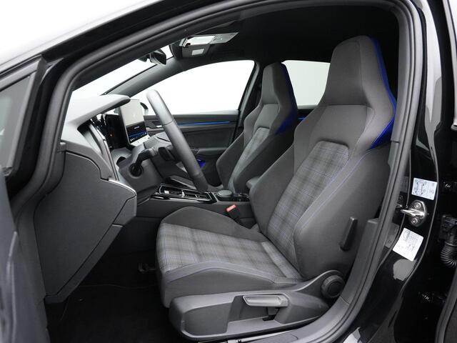 Volkswagen GOLF 1.5 eHybrid 272 pk GTE | Trekhaak | IQ Light | Head-up display | Achteruitrijcamera | Adaptive Cruise