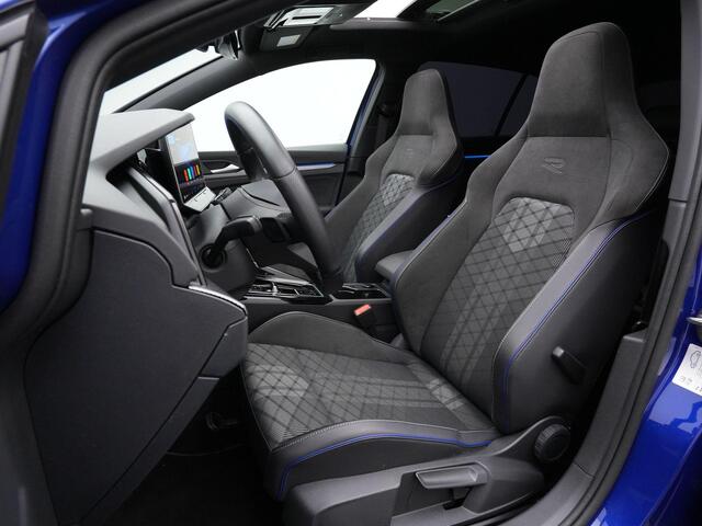 Volkswagen GOLF 1.5 eTSI 115 pk DSG R-Line | Panoramadak | IQ Light | Harman/Kardon | Achteruitrijcamera | Adaptive Cruise