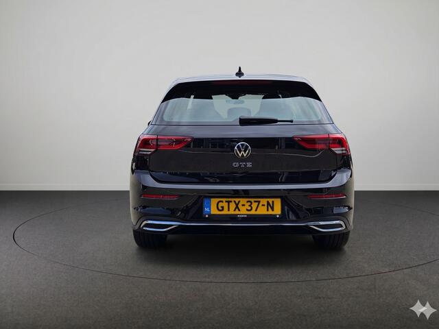 Volkswagen GOLF 1.4 eHybrid GTE Automaat | Plug-In Hybrid | Navigatie | Apple Carplay of Android Auto | Camera | PDC | Stuurwielverw. | Adapt. Cruise Controle