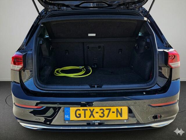 Volkswagen GOLF 1.4 eHybrid GTE Automaat | Plug-In Hybrid | Navigatie | Apple Carplay of Android Auto | Camera | PDC | Stuurwielverw. | Adapt. Cruise Controle