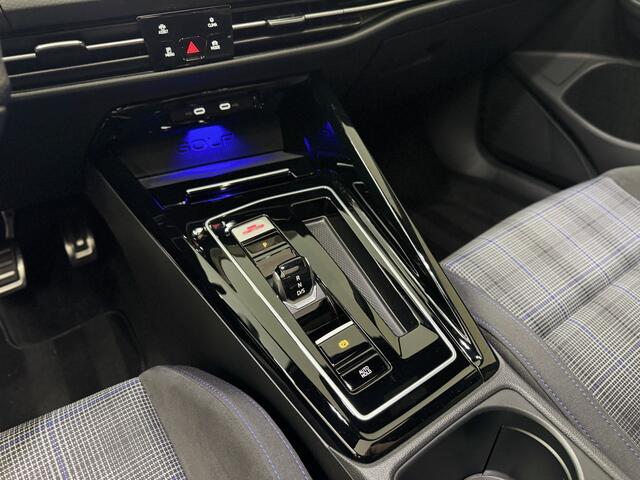 Volkswagen GOLF 1.4 eHybrid GTE 245PK | Pano | HUD | IQ Light | ACC