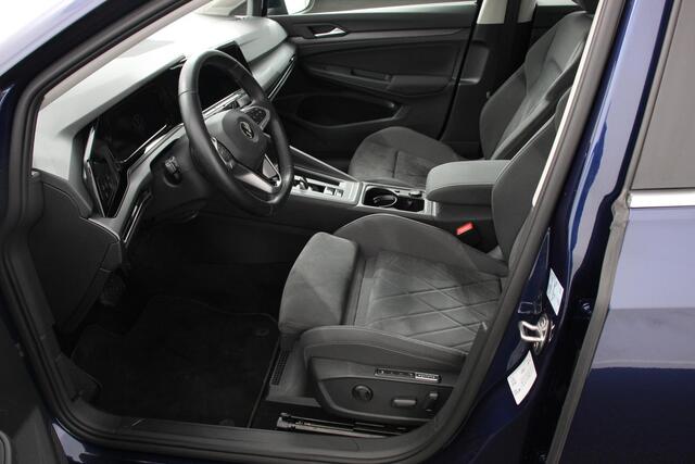 Volkswagen GOLF 1.5 eTSI DSG Style 150 Pk | Adaptive Cruise Control | Camera | Stoel/Stuurverwarming | Navigatie | Digital Cockpit | Massage/Memory Bestuurderstoel |
