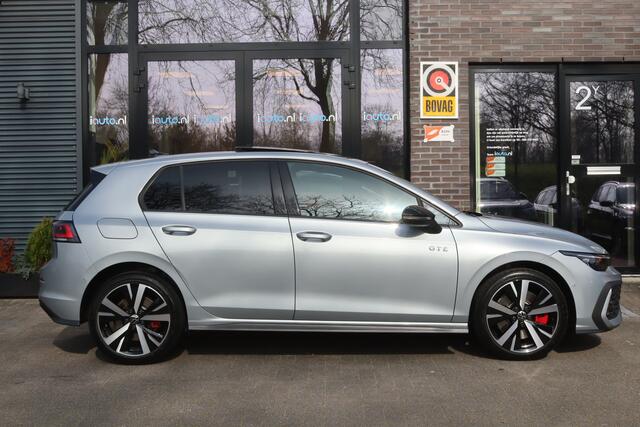 Volkswagen GOLF 1.5 eHybrid 272pk GTE Black Style Pano/Leder/IQ.Light/360/Headup/DCC/Keyless/Elek. stoel+mem/Dodehoek/Trekhaak wegkl.