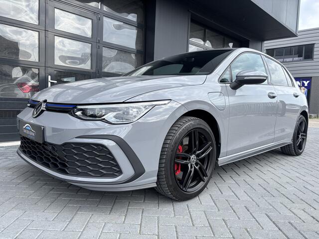 Volkswagen GOLF 1.4 eHybrid GTE IQ Drive Moonstone grey