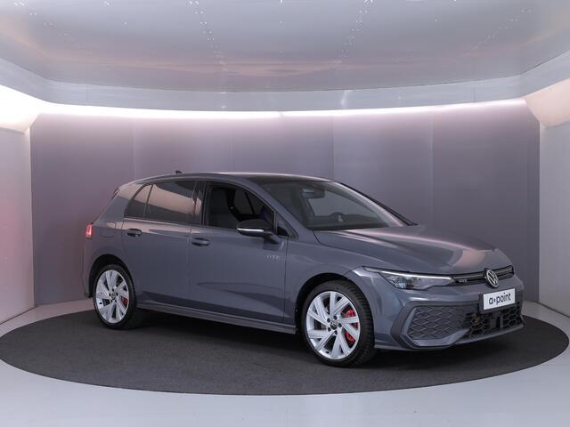 Volkswagen GOLF 1.5 eHybrid GTE 272PH PHEV | Panorama dak | Trekhaak | Head up display | Matrix koplampen |