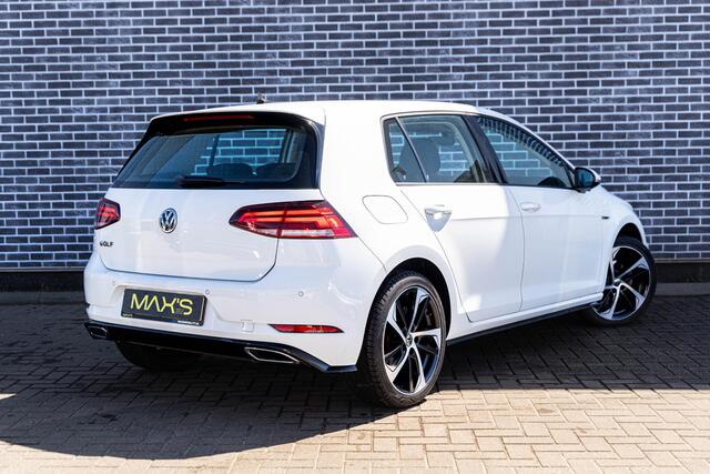 Volkswagen GOLF 1.0 TSI R-line Comfortline | Navigatie | Parkeersensoren | Climate Control | Regensensor | Cruise Control Adaptief | Lichtmetalen Velgen