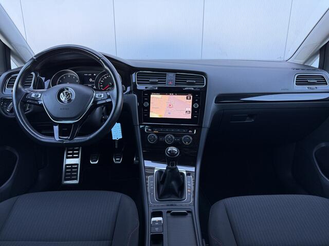 Volkswagen GOLF 1.5 TSI Highline Carplay/PDC/Climate