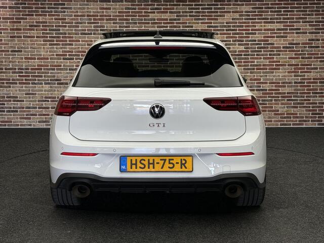 Volkswagen GOLF 2.0 TSI GTI Clubsport Akra H/M Headup Panoramadak IQ Leer