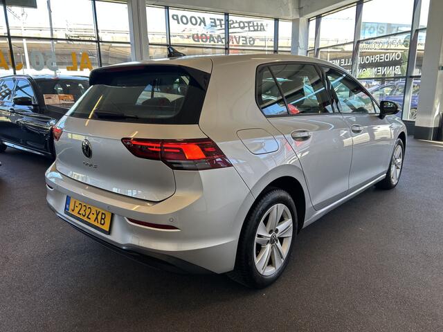 Volkswagen GOLF 1.0 TSI Life | Adaptieve cruise control | Climate control | Nederlands geleverd | Apple carplay | Parkeersensoren v+a | Digital dashboard | Navigatie