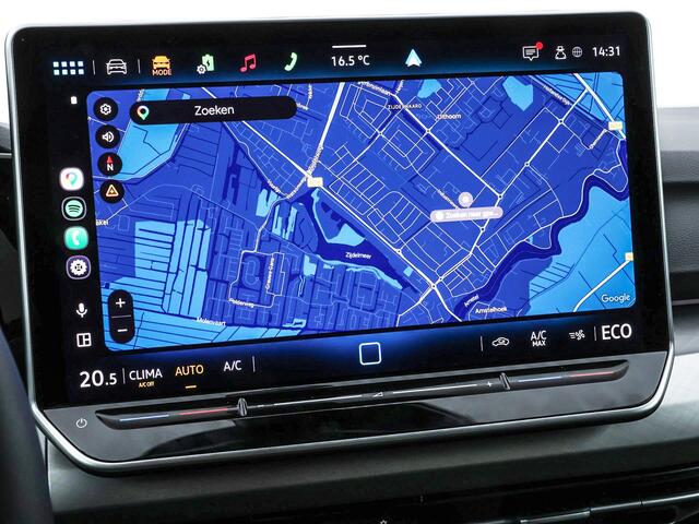 Volkswagen GOLF 1.5 eHybrid Life Edition 204 pk 6 versn. DSG · Achteruitrijcamera · Draadloze telefoonlader ·