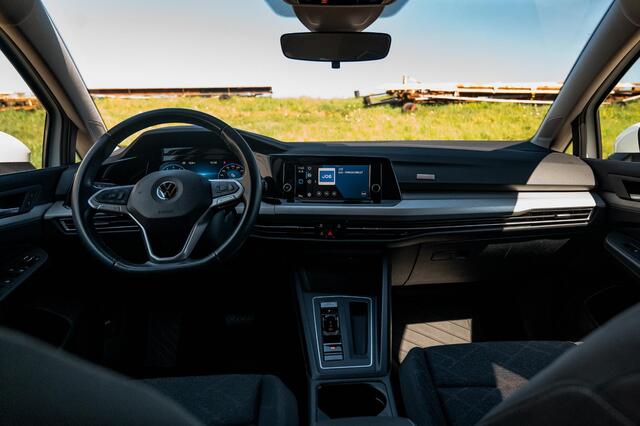 Volkswagen GOLF Variant 1.0 eTSI Life | ADAPTIVE CRUISE | 19" | SUNSET | APPLE CAR PLAY | DAB
