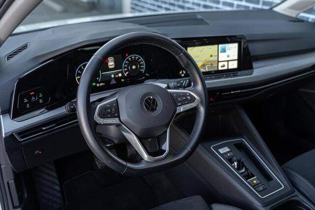 Volkswagen GOLF 1.0 eTSI DSG Life Business | Navigatie | Apple Carplay | Android Auto | Stoelmassage | Stoelverwarming | Achteruitrijcamera | LED Koplampen | Cruise Control Adaptief | Parkeersensoren | Parkeerassistent