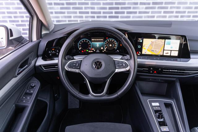 Volkswagen GOLF 1.0 eTSI DSG Life Business | Navigatie | Apple Carplay | Android Auto | Stoelmassage | Stoelverwarming | Achteruitrijcamera | LED Koplampen | Cruise Control Adaptief | Parkeersensoren | Parkeerassistent