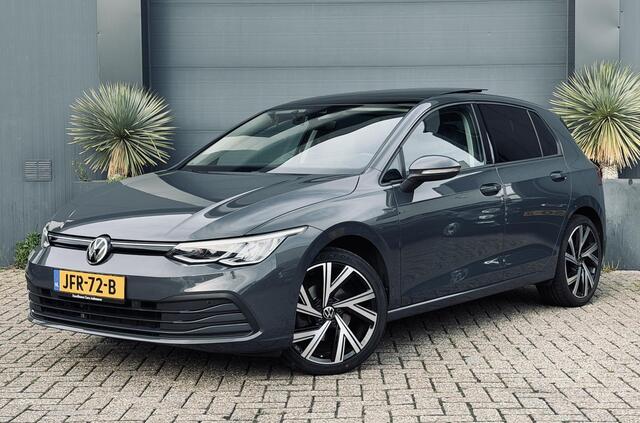 Volkswagen GOLF 1.0 TSI Life Pano/Navi/RijlesAuto